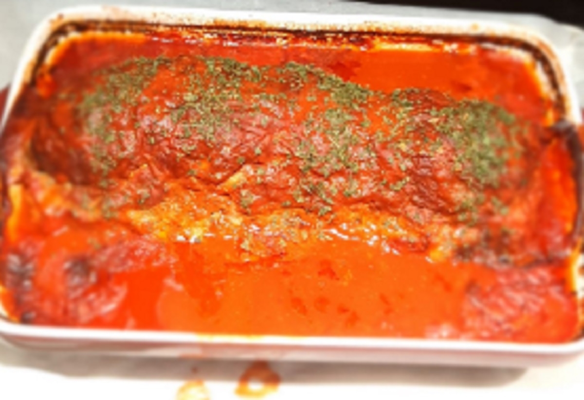 Recette: Pain de viande � la dinde, sauce tomates.