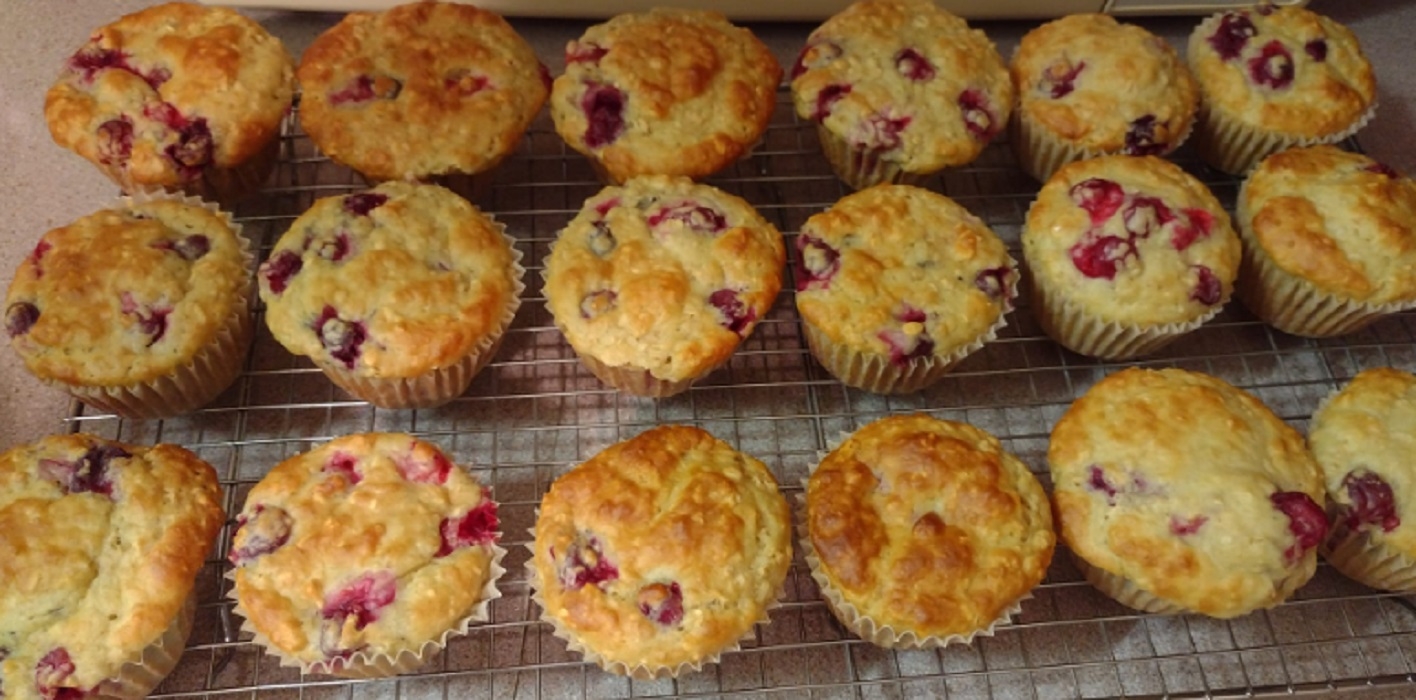 Recette: Petits g�teaux aux canneberges et jus orange.