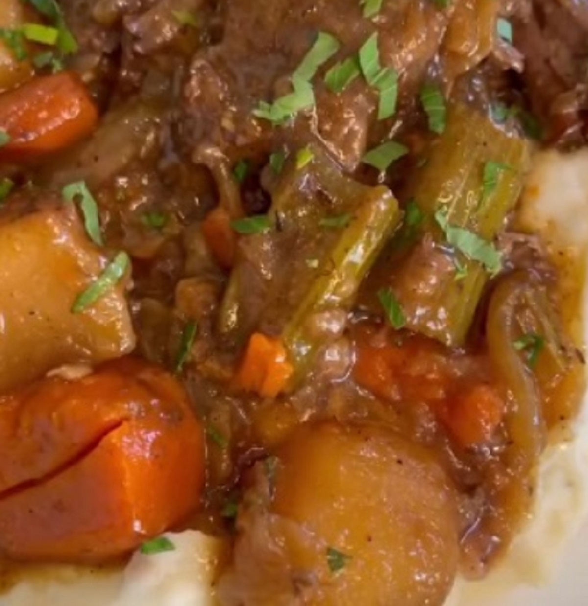 Recette: R�ti de palette et l�gumes au four.