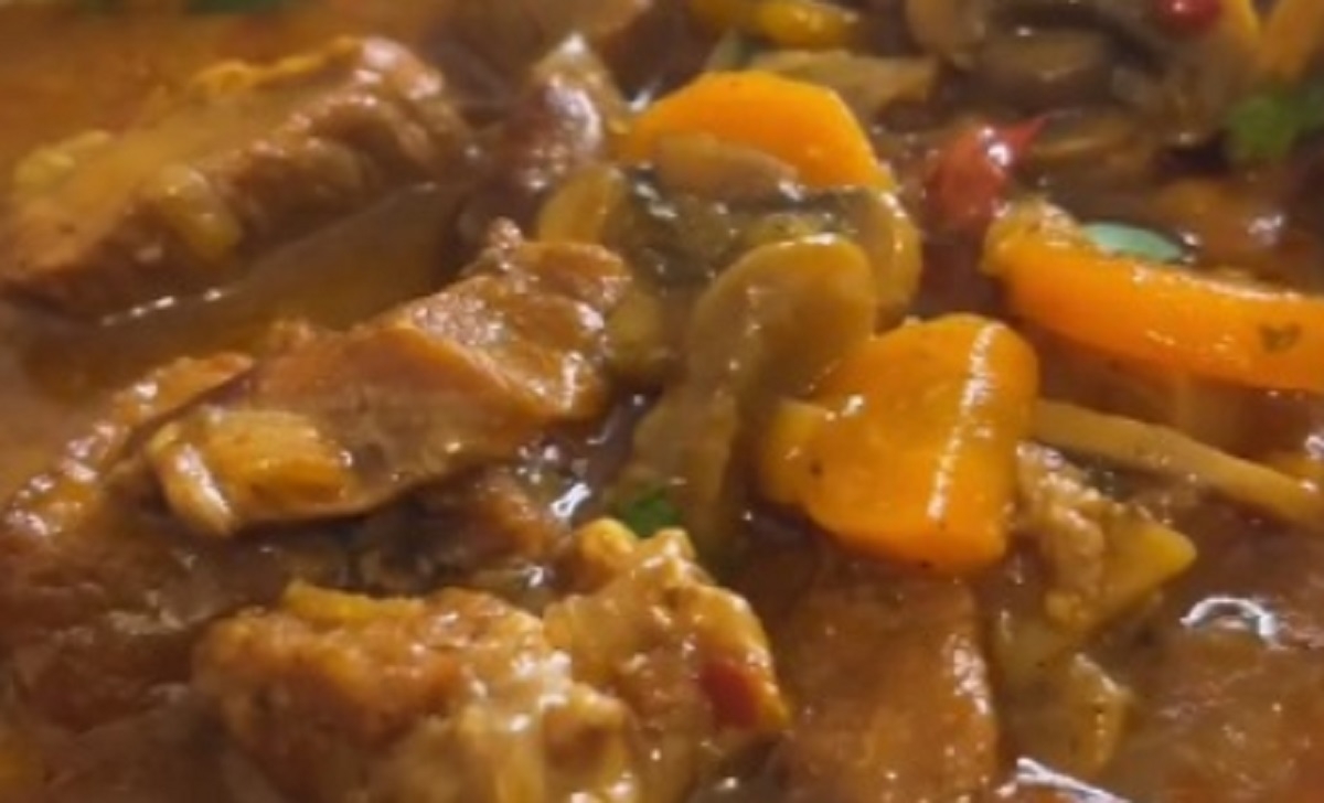 Recette: Boeuf aux carottes et champignons.