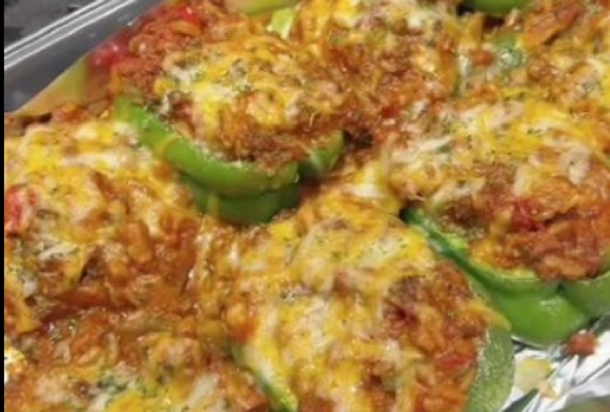 Recette: Poivrons farcis aux 3 viandes.