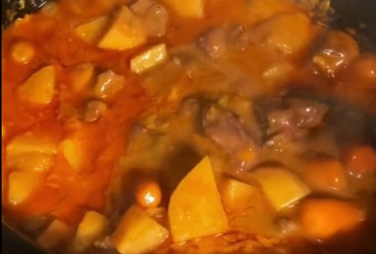 Recette: Boeuf en cubes aux l�gumes � la mijoteuse.