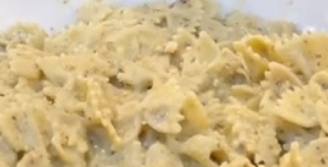 Recette: P�tes au pesto et � la�cr�me.