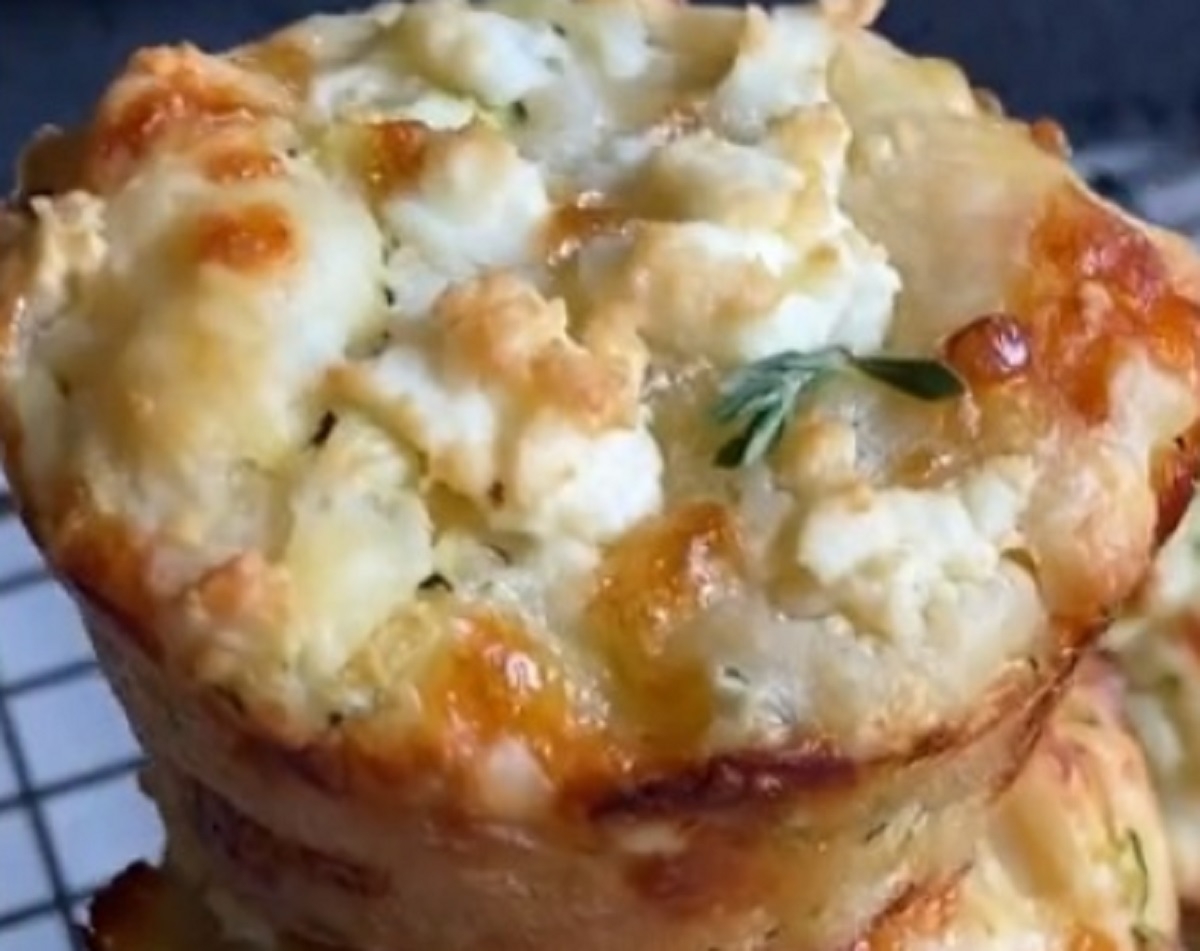 Recette: Muffins aux zucchinis et fromage.
