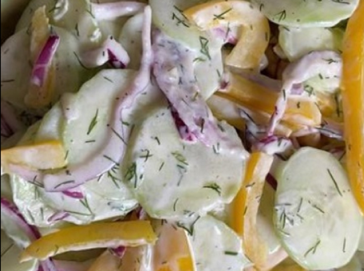 Recette: Salade de concombre au yogourt grec.