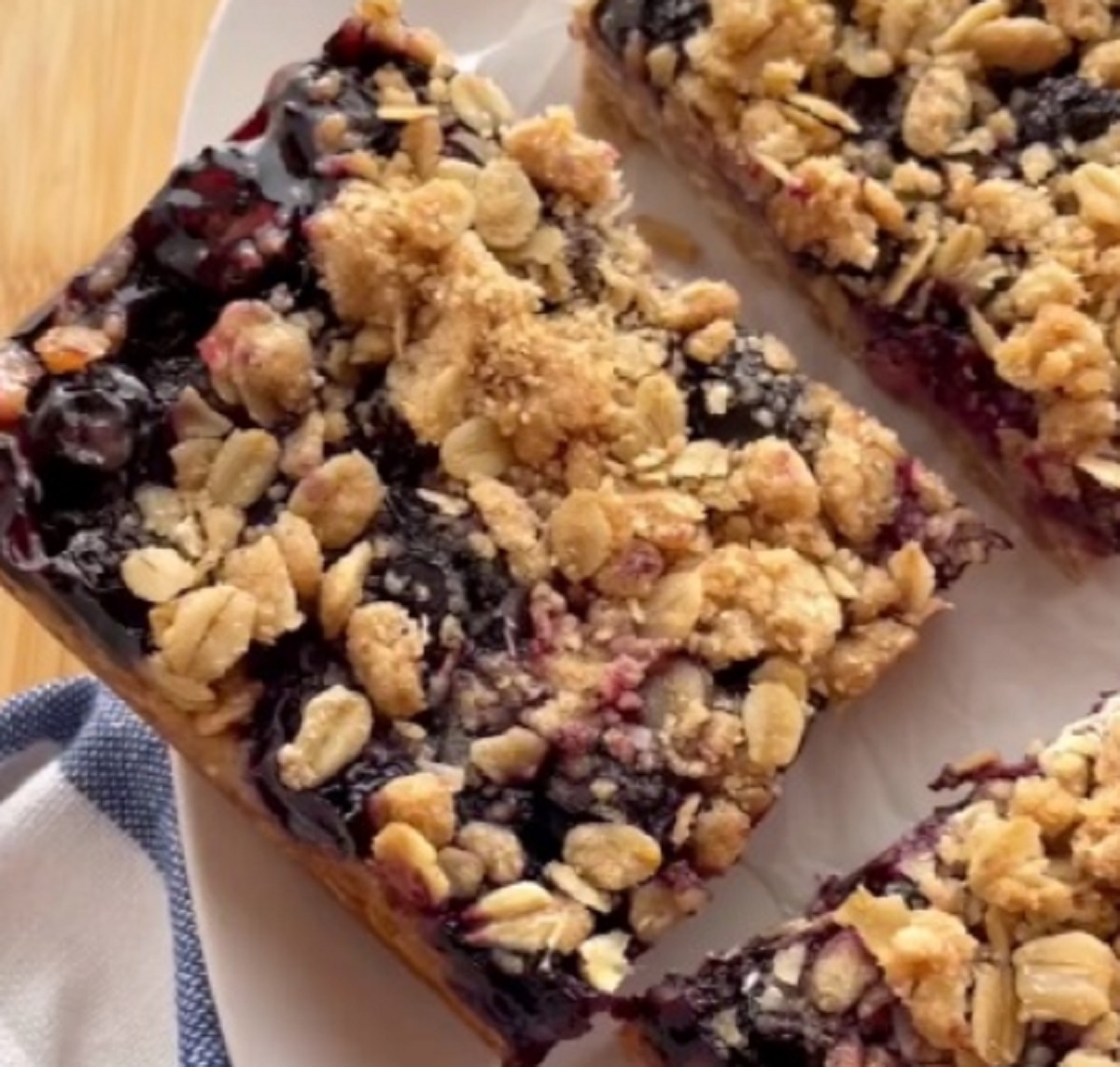 Recette: Carrs aux bleuets et avoine.