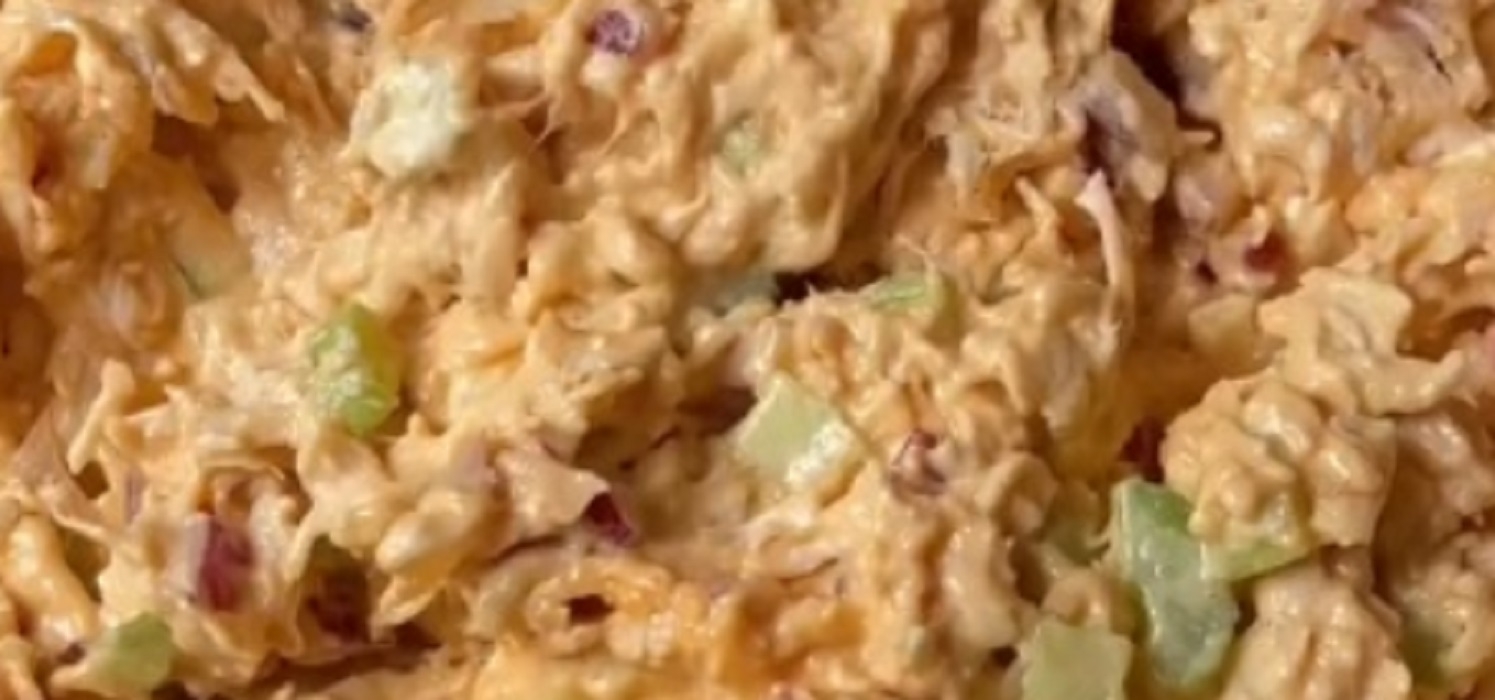 Recette: Salade de poulet Buffalo.