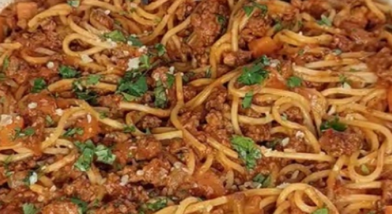 Recette: Spaghetti sauce bolognaise facile.