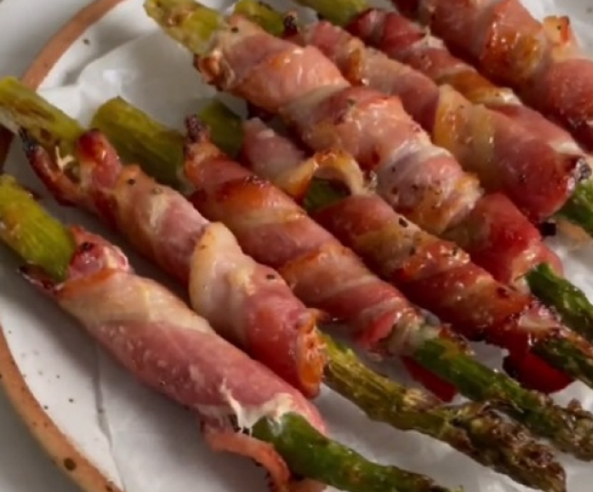 Recette: Asperges au bacon � la friteuse � air.