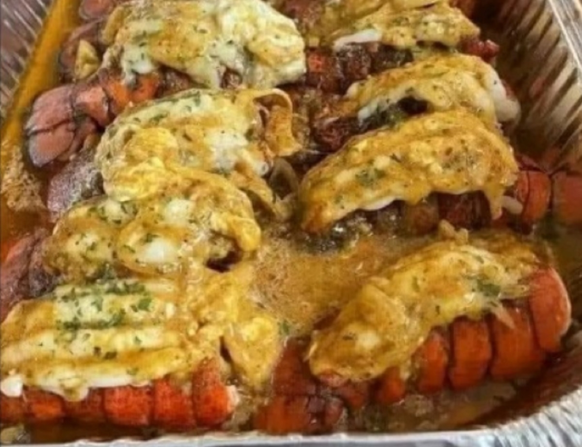 Recette: Queues de homard grill�es au four.