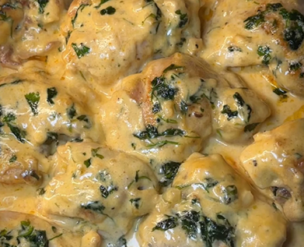 Recette: Hauts de cuissede poulet,sauce  la crme.