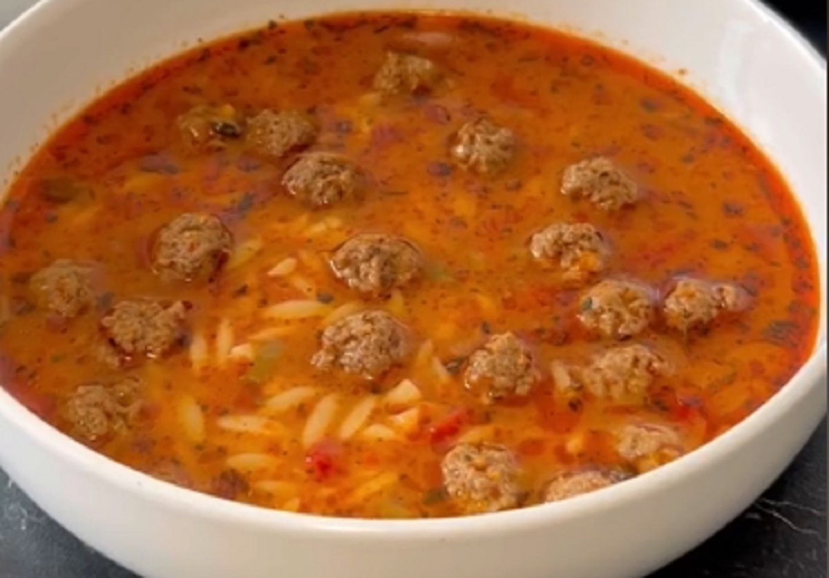 Recette: Soupe aux boulettes de viande.