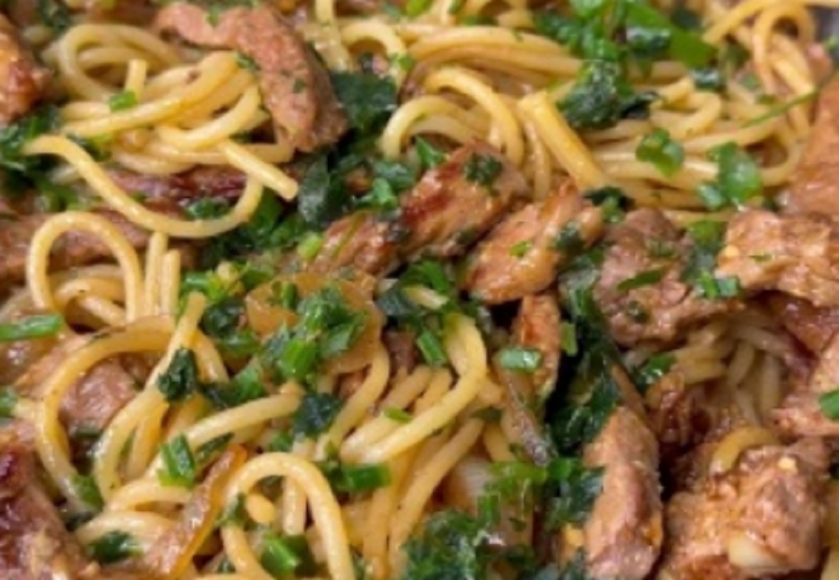 Recette: Spaghetti au restant de viande cuite.