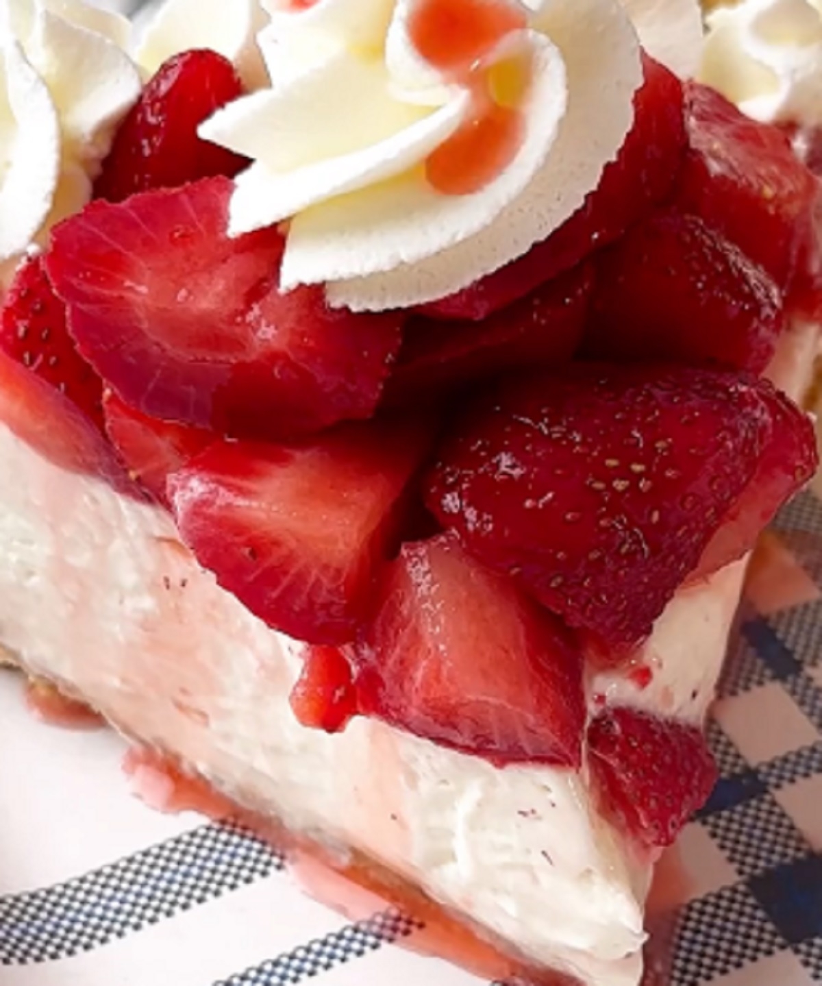 Recette: Tarte au fromage et aux fraises.