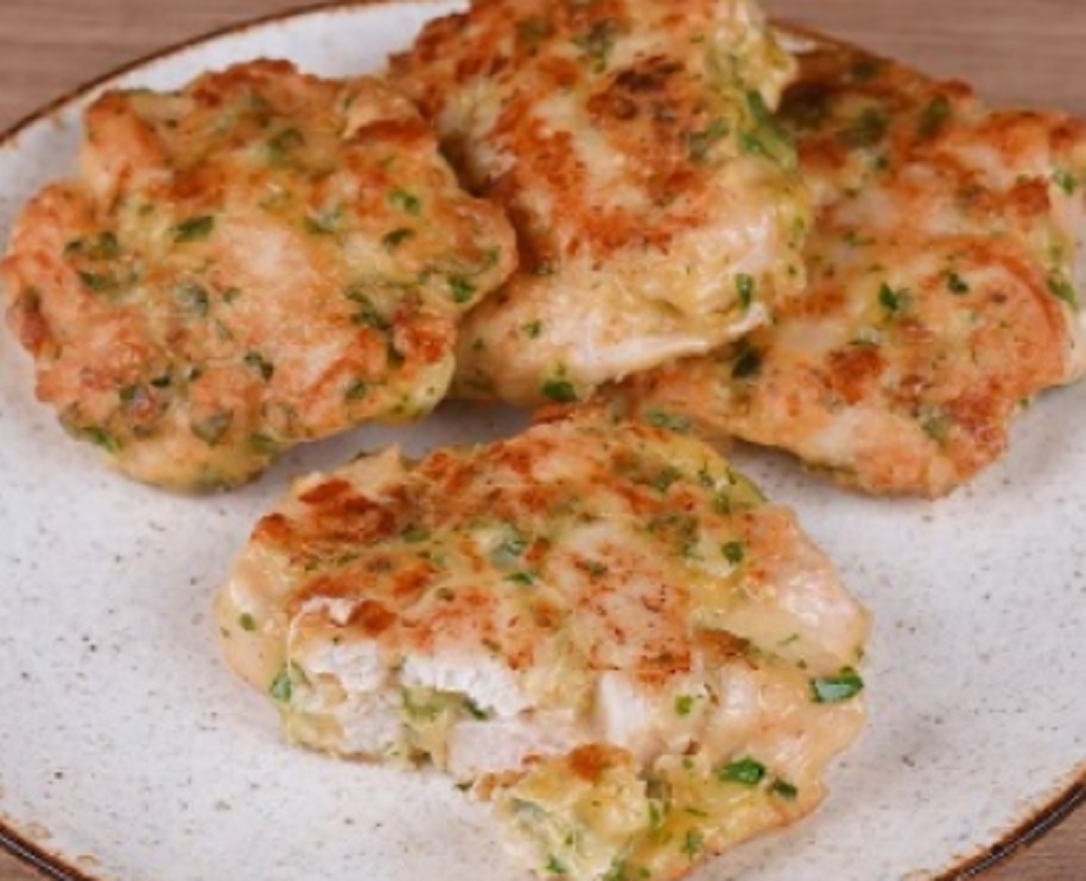 Recette: Galettes de poitrine de poulet en ds et fromage.