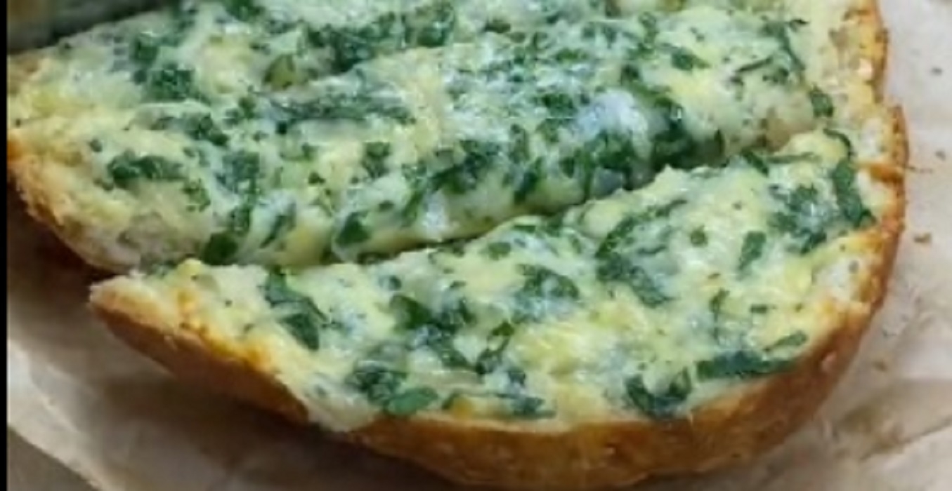 Recette: Pain italien  l'ail et au fromage.