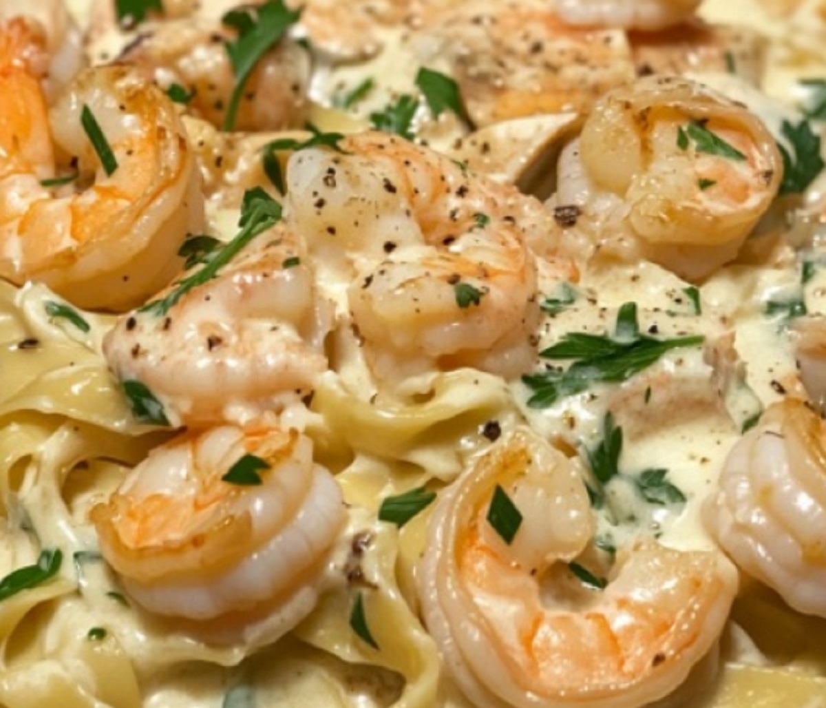 Recette: Fettucines Alfredo�aux crevettes � l'ail.