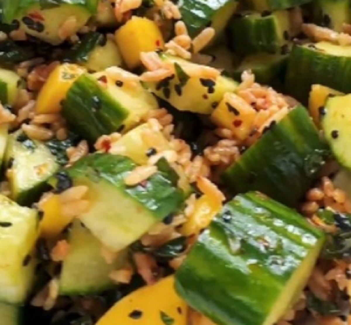 Recette: Salade de concombre et riz.