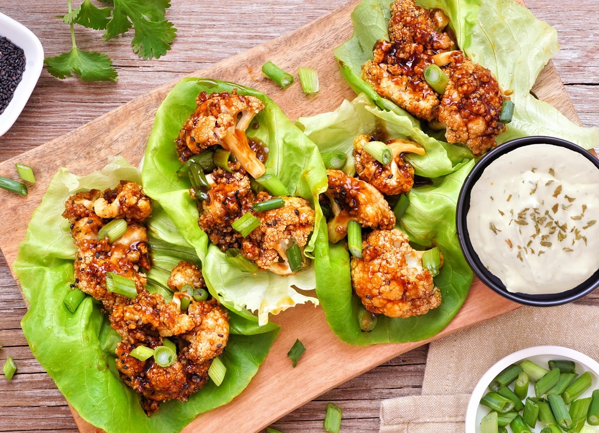 Recette: Wraps de laitue etde chou-fleur.