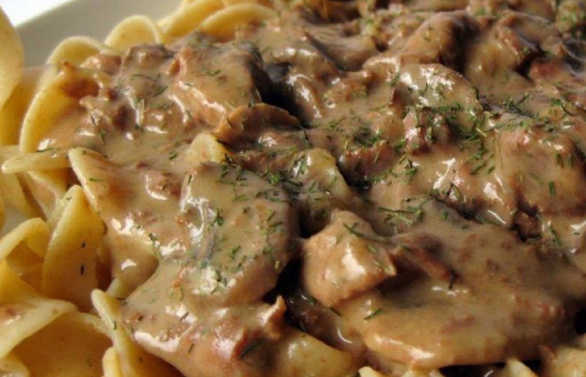 Recette: Boeuf  la mijoteuse Stroganoff.