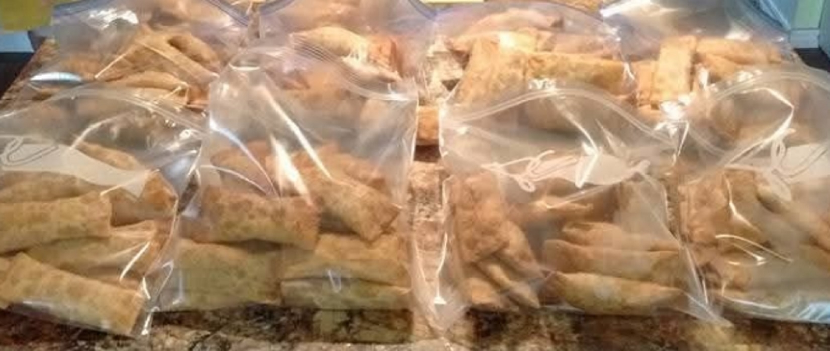 Recette: Egg roll pizza de maman.