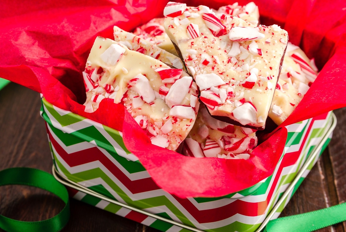 Recette: Chocolat blanc aux cannes de bonbon � la menthe.