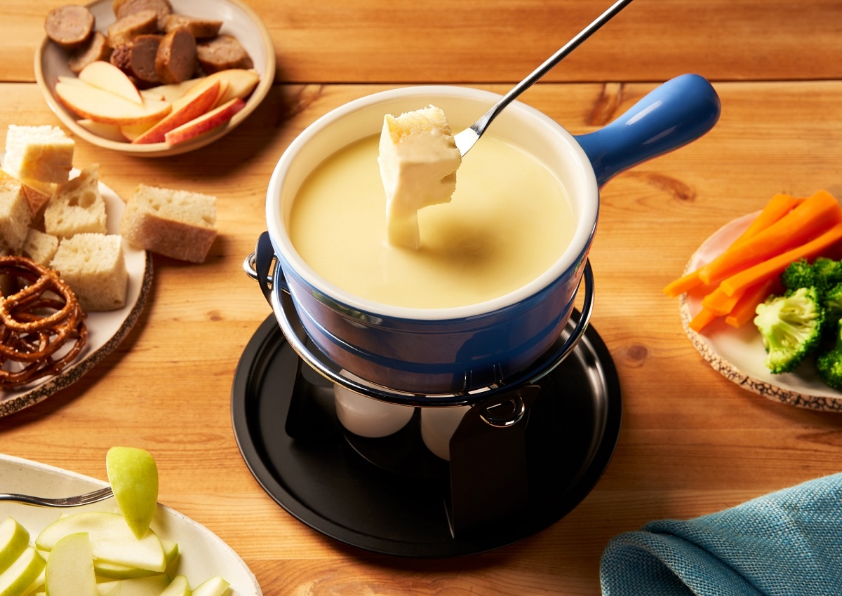 Recette: Fondue au fromage suisse.