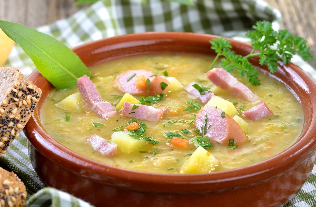 Recette: Soupe aux pommes de terre et jambon.