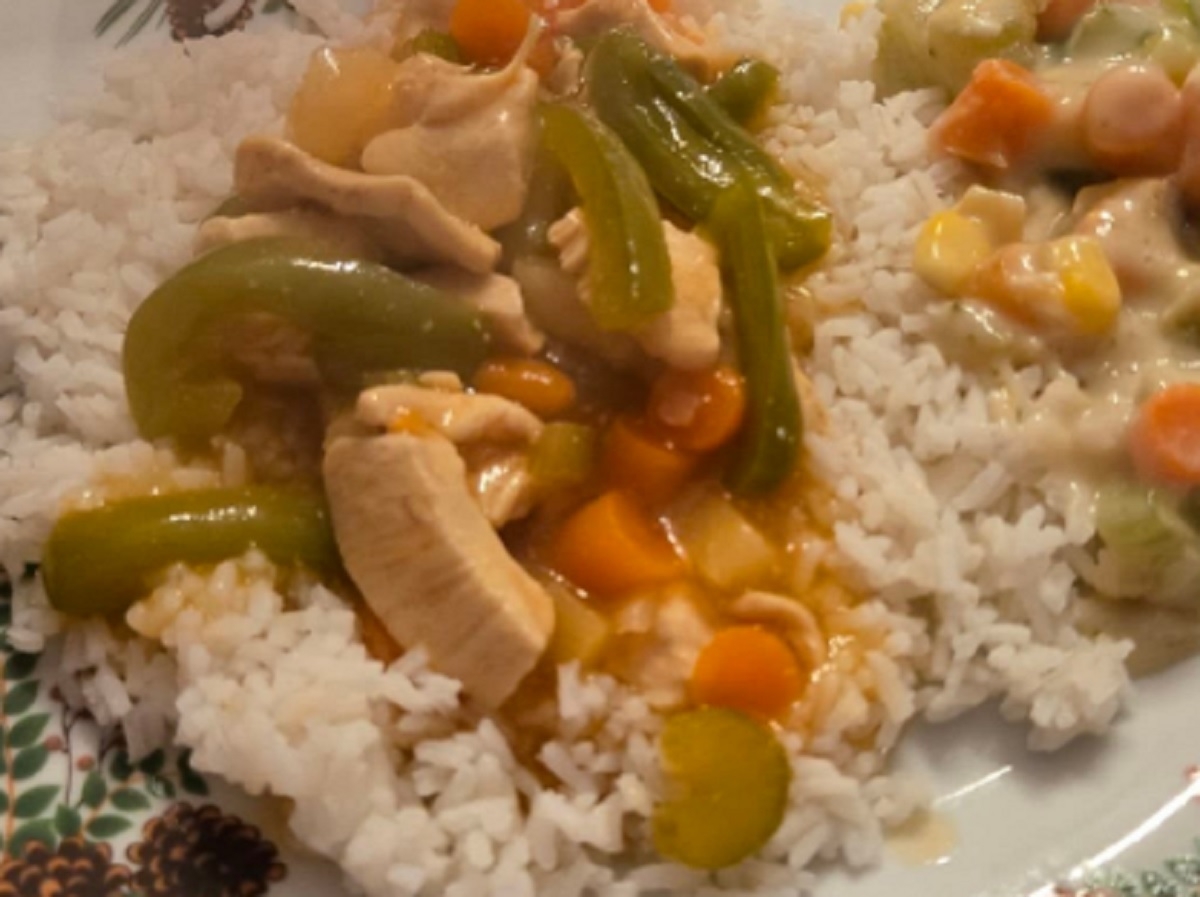 Recette: Bouch�es de poulet aigre douce et ses l�gumes.