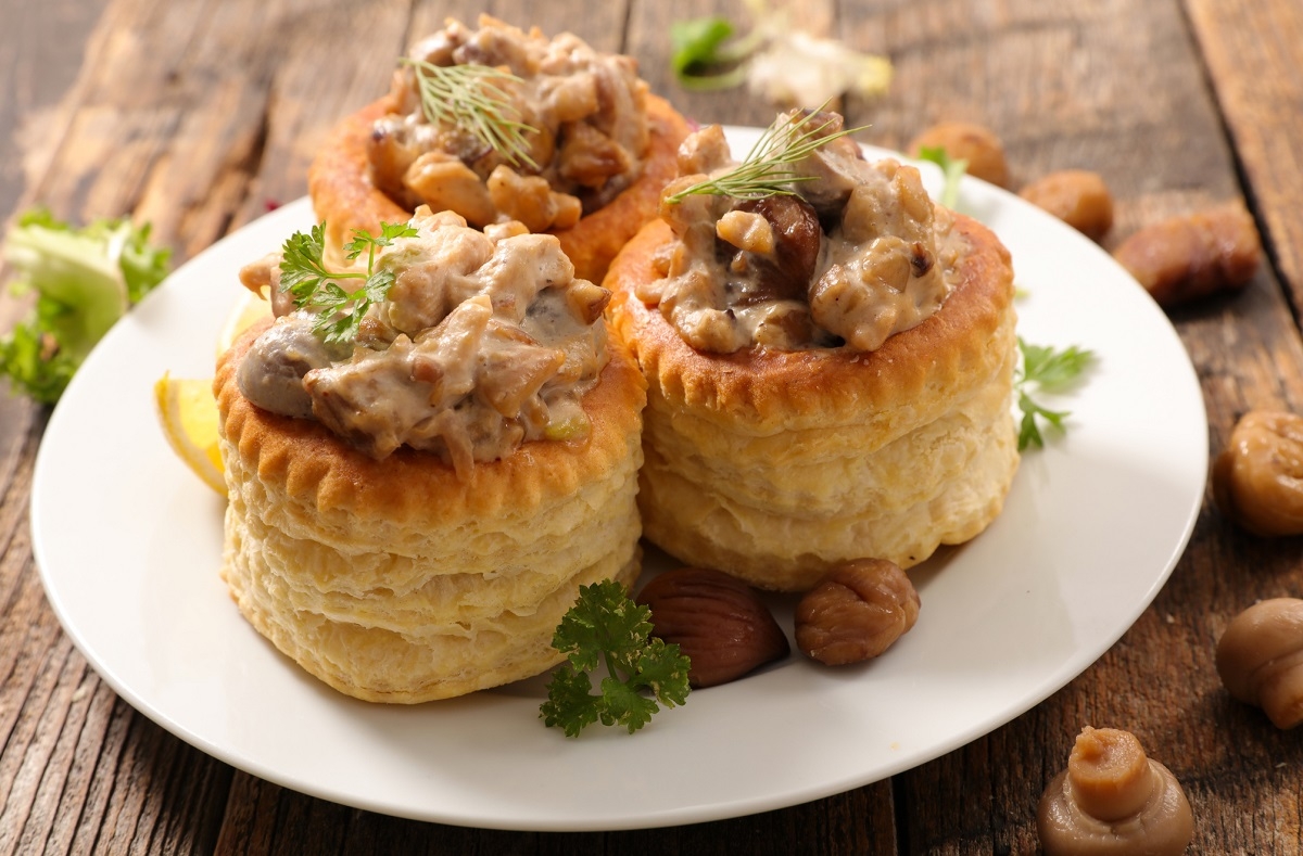 Recette: Vol au vent au poulet et aux champignons.