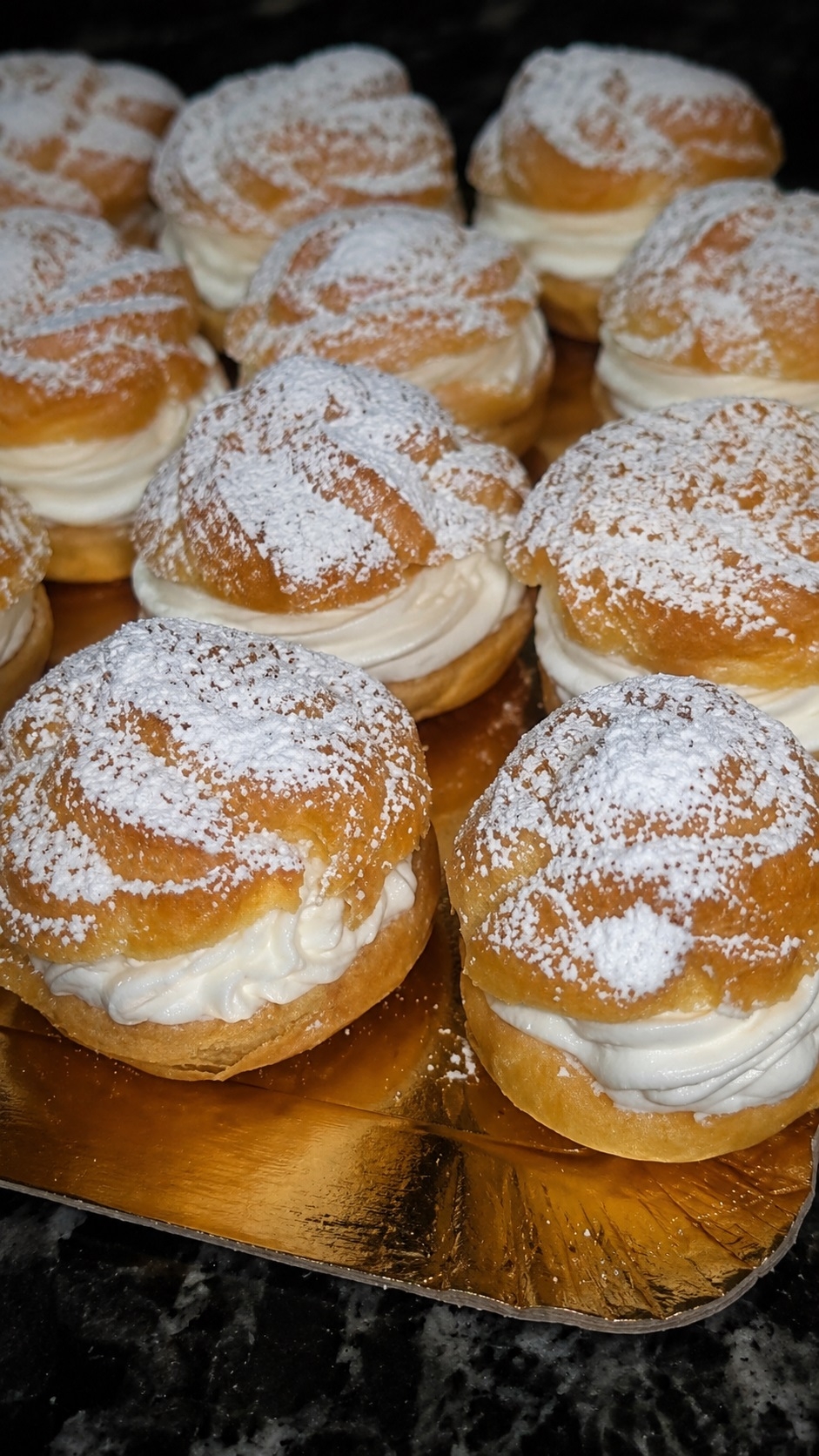 Vous devez absolument essayer cette recette de choux � la cr�me.