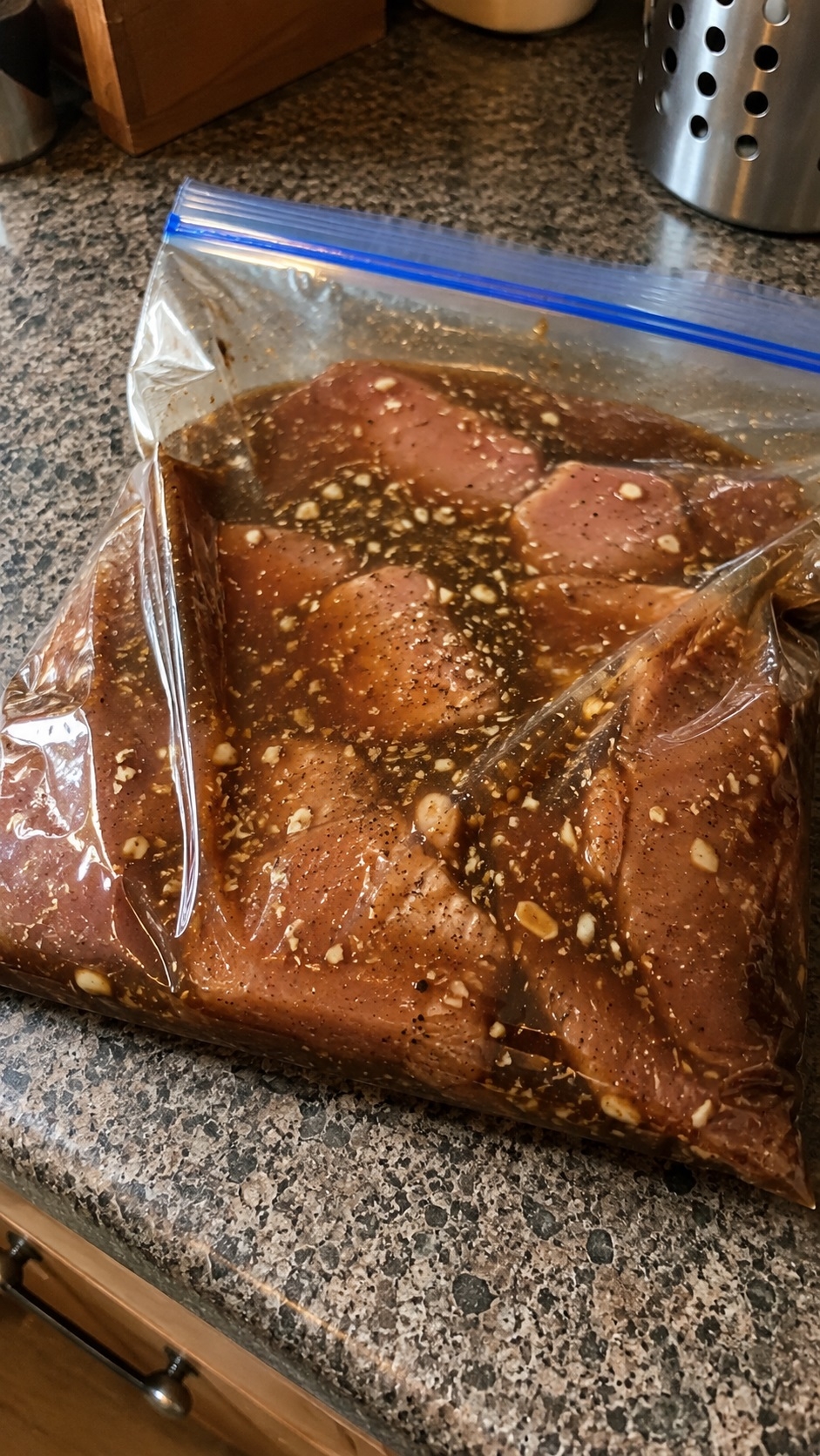 Vous ne pourrez plus vous passer de cette marinade pour le porc ou le poulet.