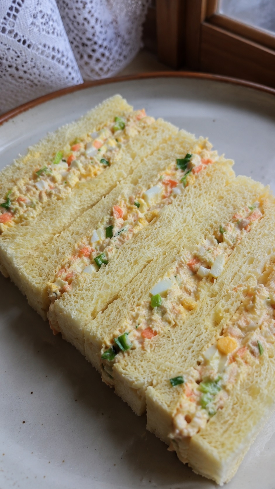 Recette: Pr�paration � sandwich aux oeufs et poulet sp�cial maman.