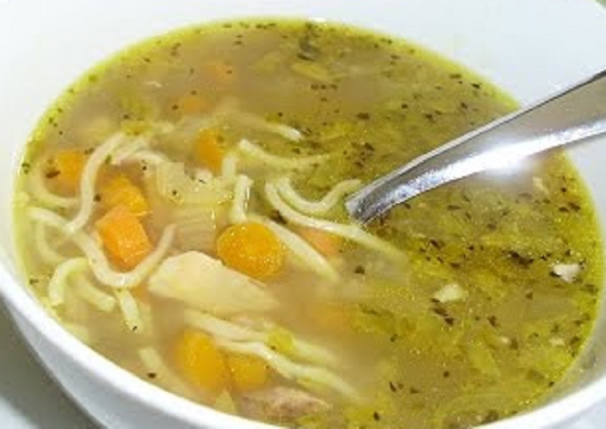 Recette : Soupe poulet et nouilles.