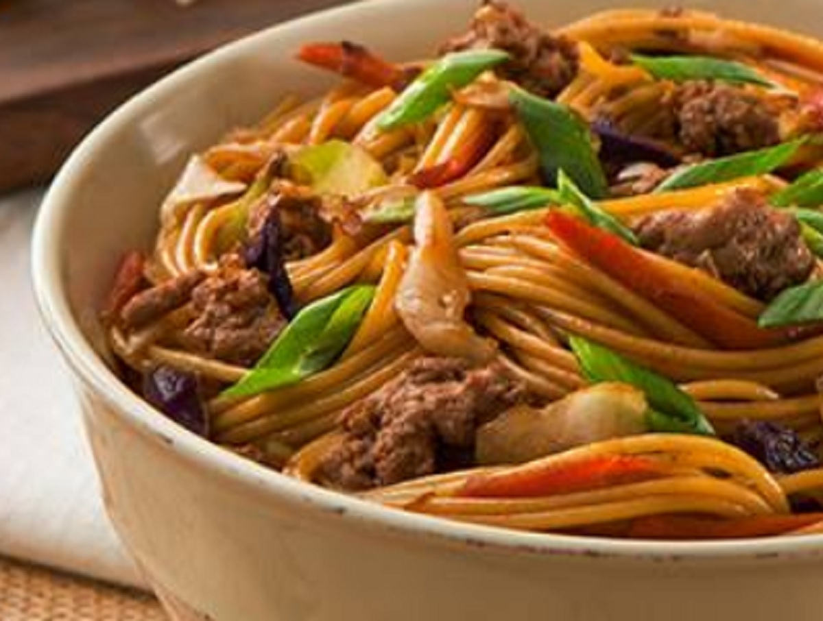 Recette : Spaghettini  la viande et lgumes sauts.