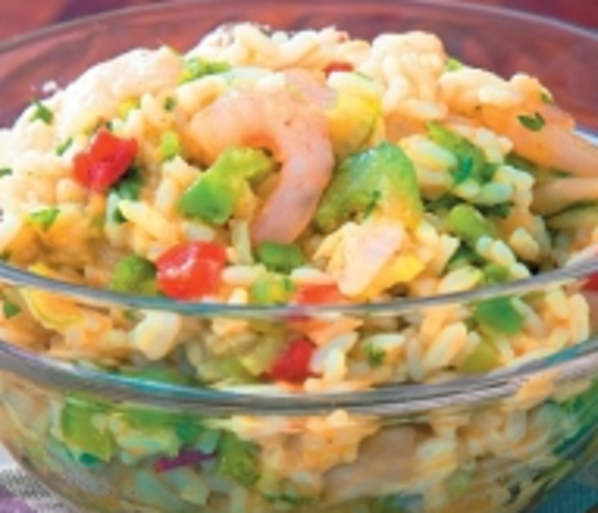 Recette : Salade de riz aux crevettes, vinaigrette au cari.