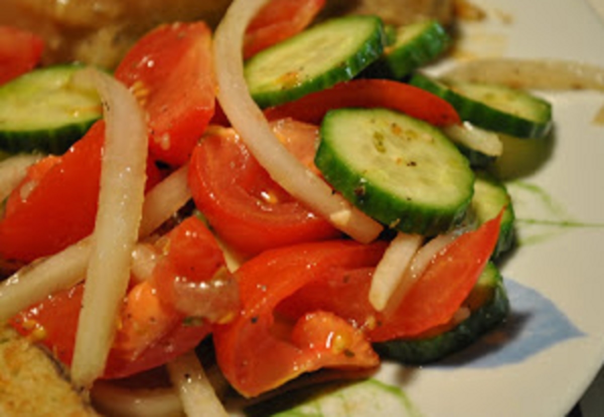 Recette : Salade de concombres et tomates pices.