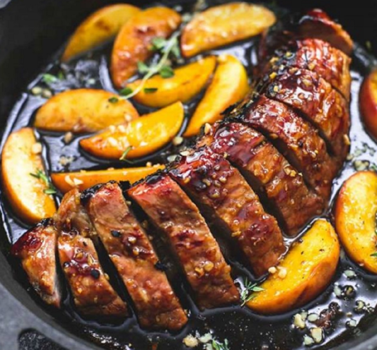 Recette : Filet de porc aux pommes.