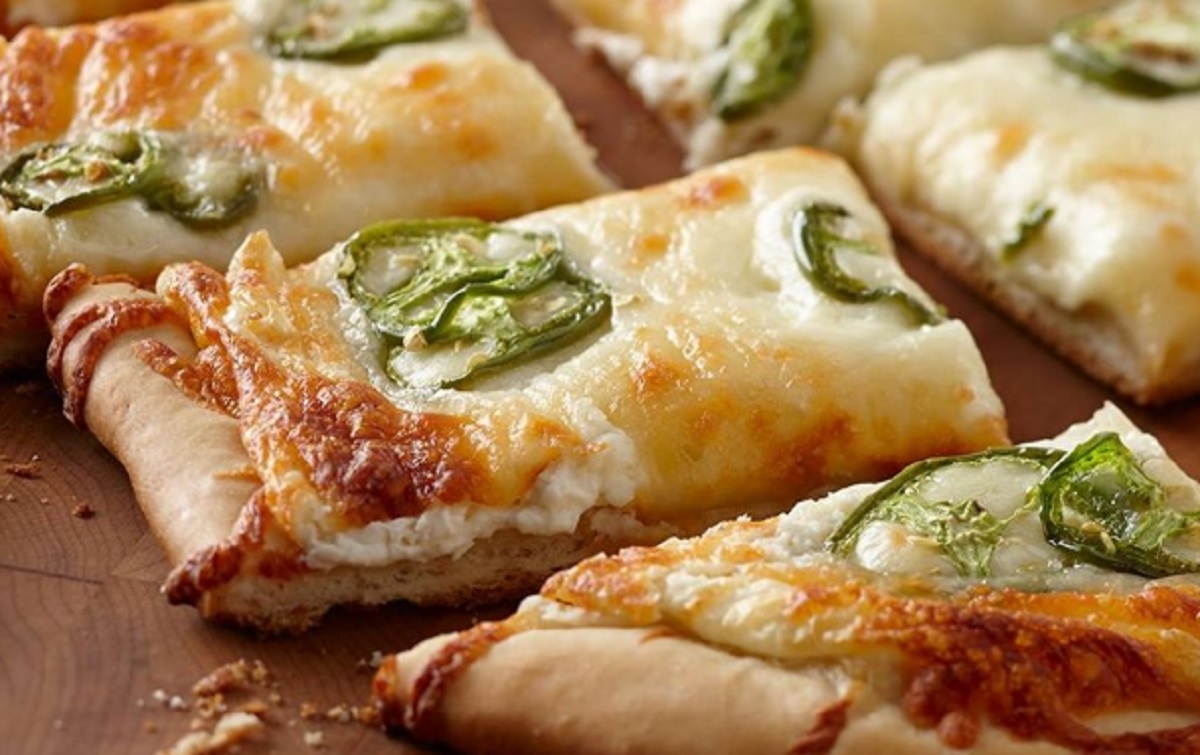 Recette : Pizza au fromage  la crme.