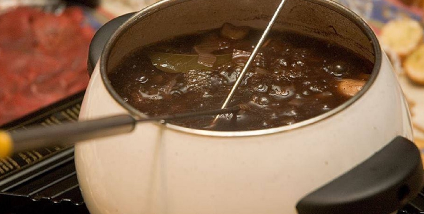 Recette : Bouillion pour fondue chinoise de style�(B�ton Rouge).