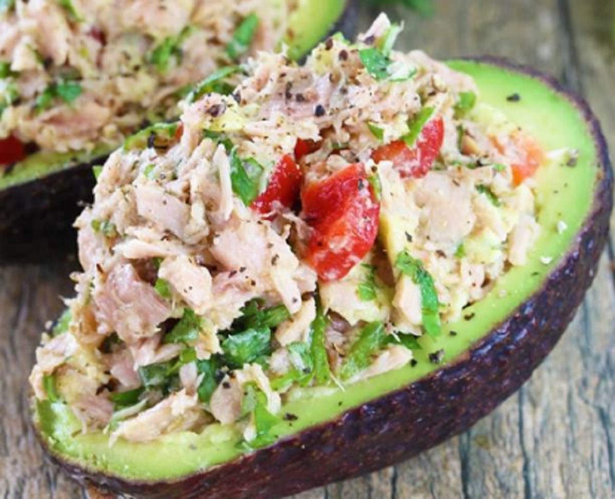 Recette : Avocat farci au thon.