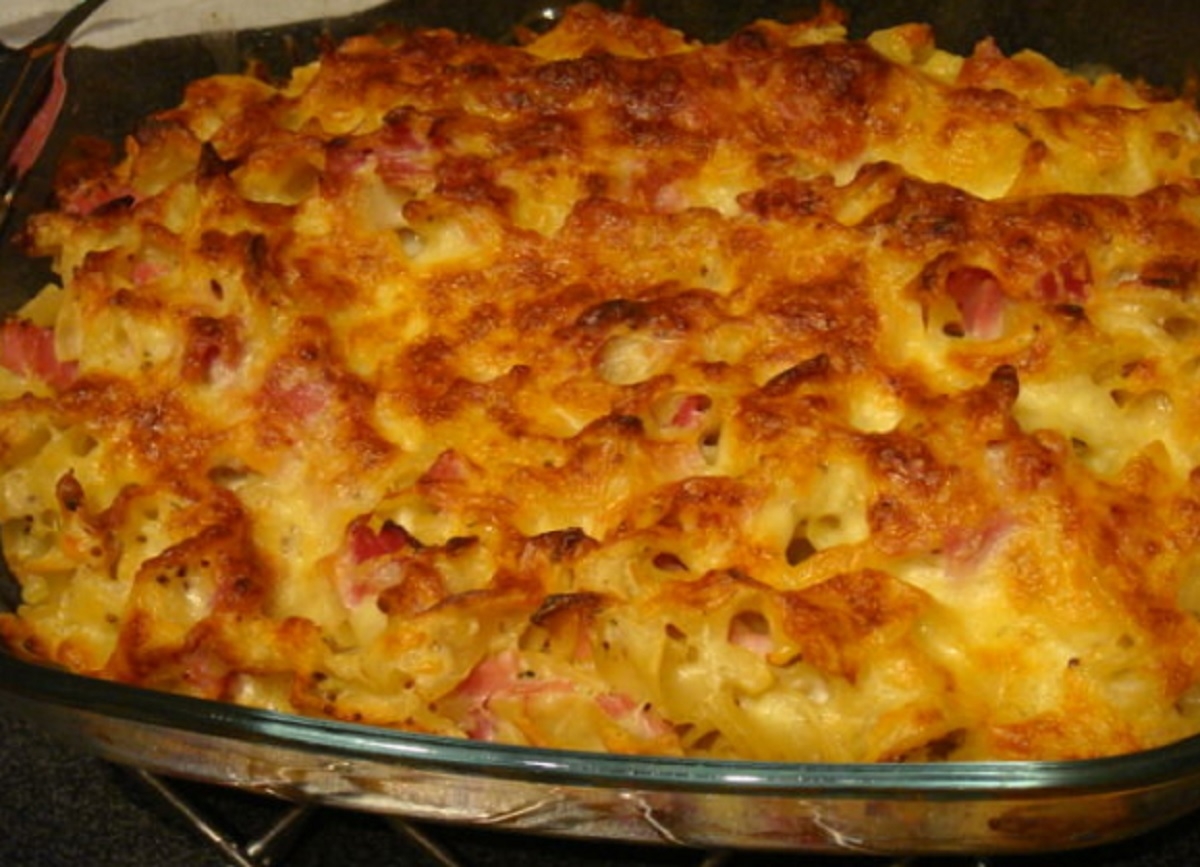 Recette : Casserole fromag�e au jambon et aux patates.