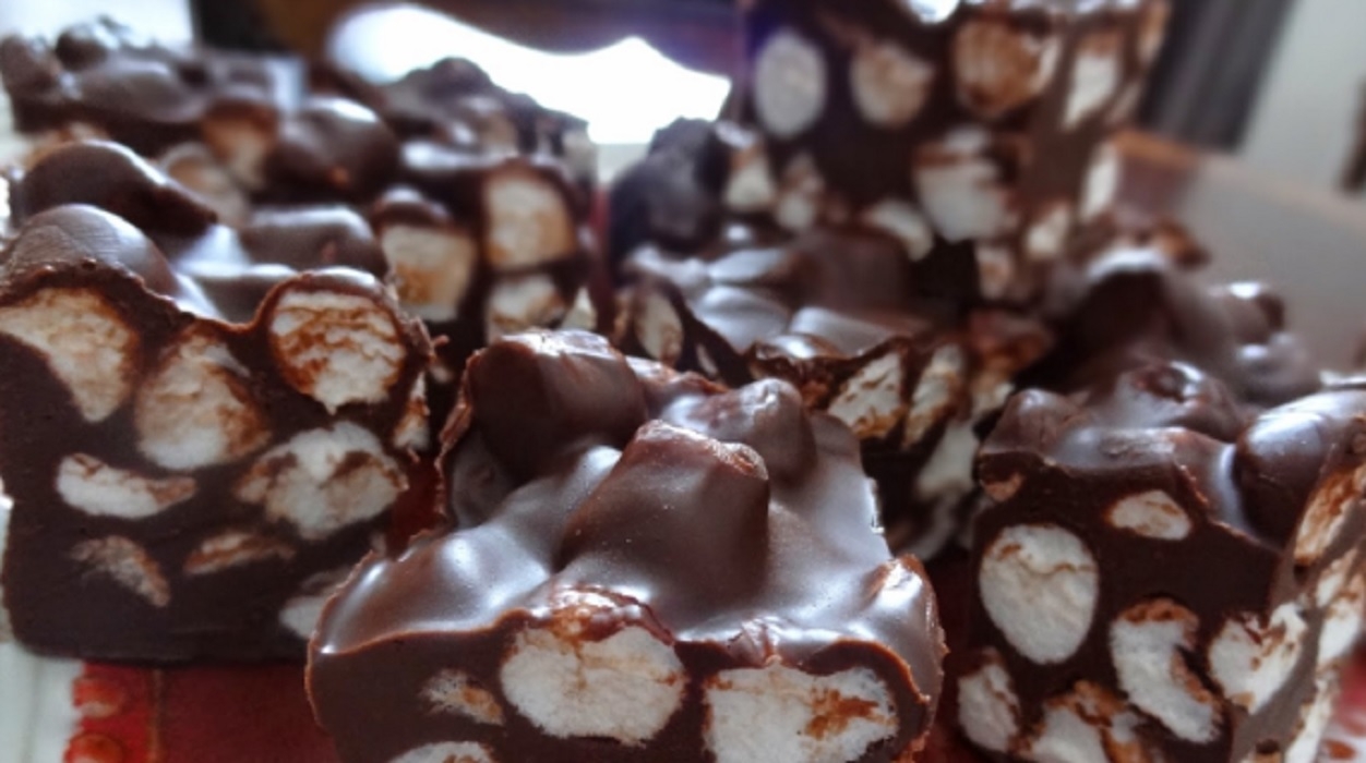 Recette : Carr�s au chocolat et guimauves.