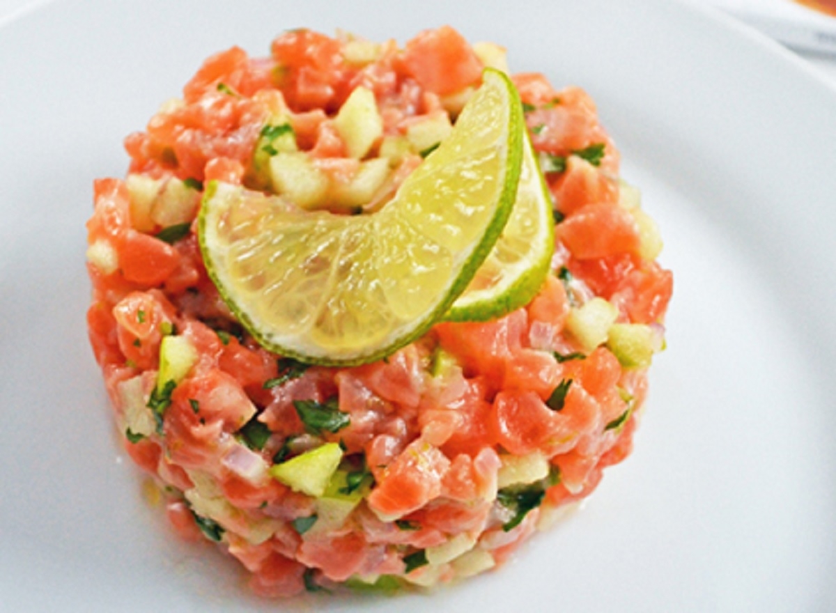 Recette :Tartare de saumon  la granny smith, lime et coriandre.