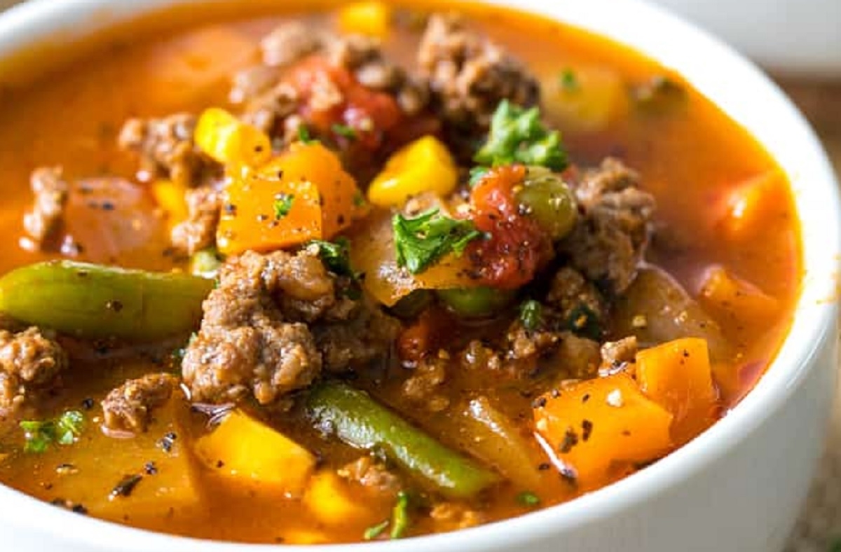 Recette : Soupe repas au boeuf hach et lgumes.