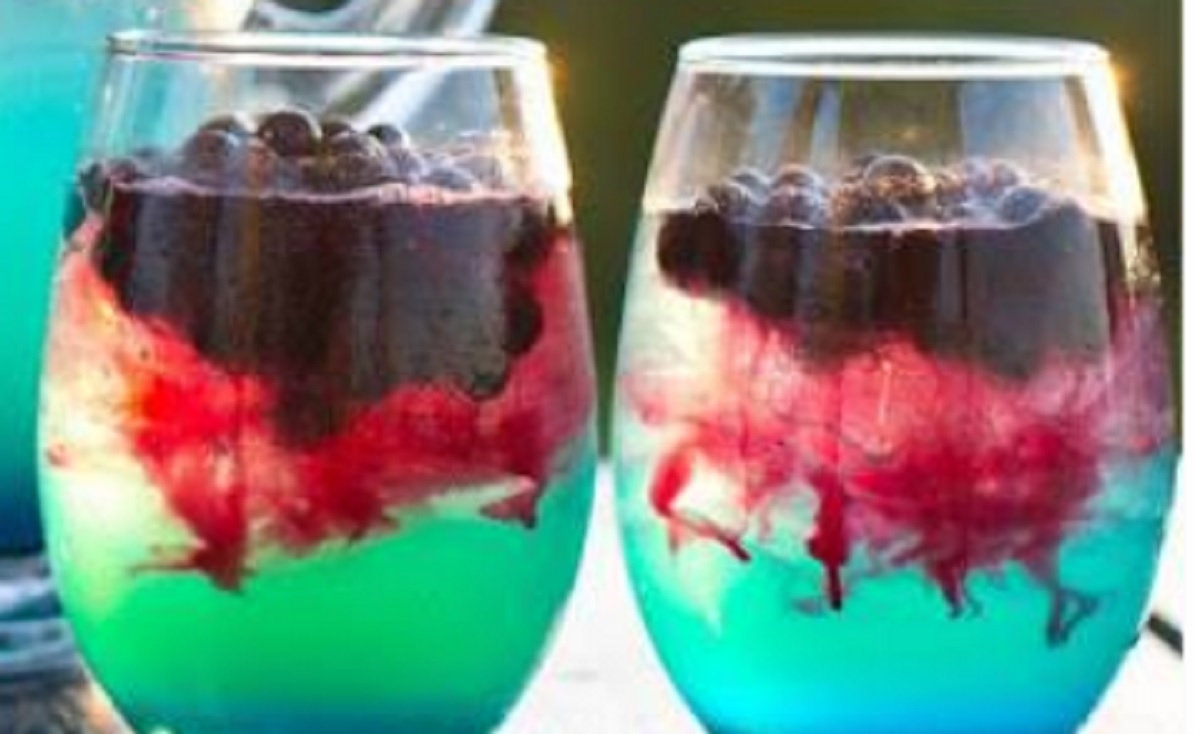 Recette: Sangria aux bleuets.