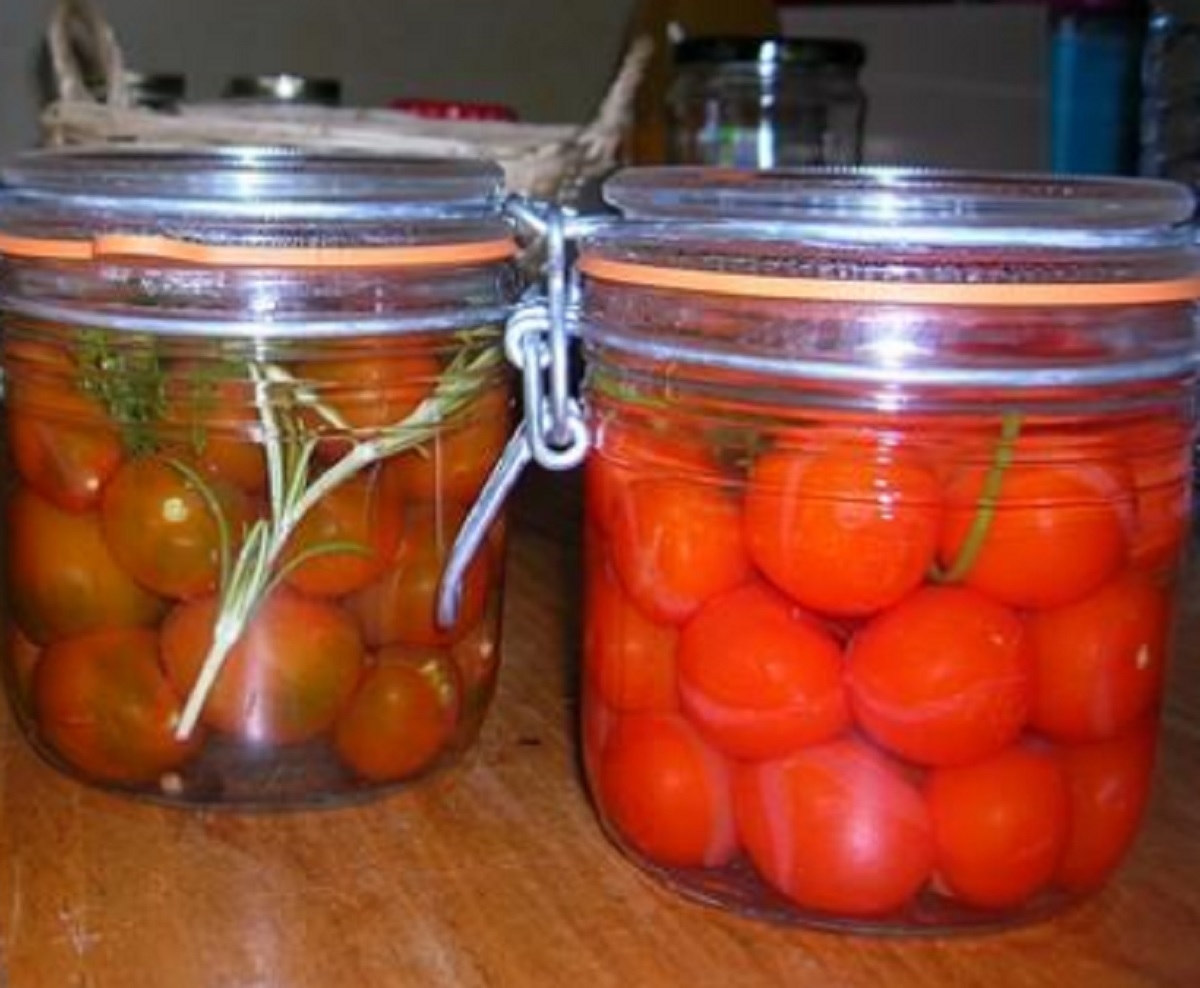 Recette: Tomates en conserve maison.