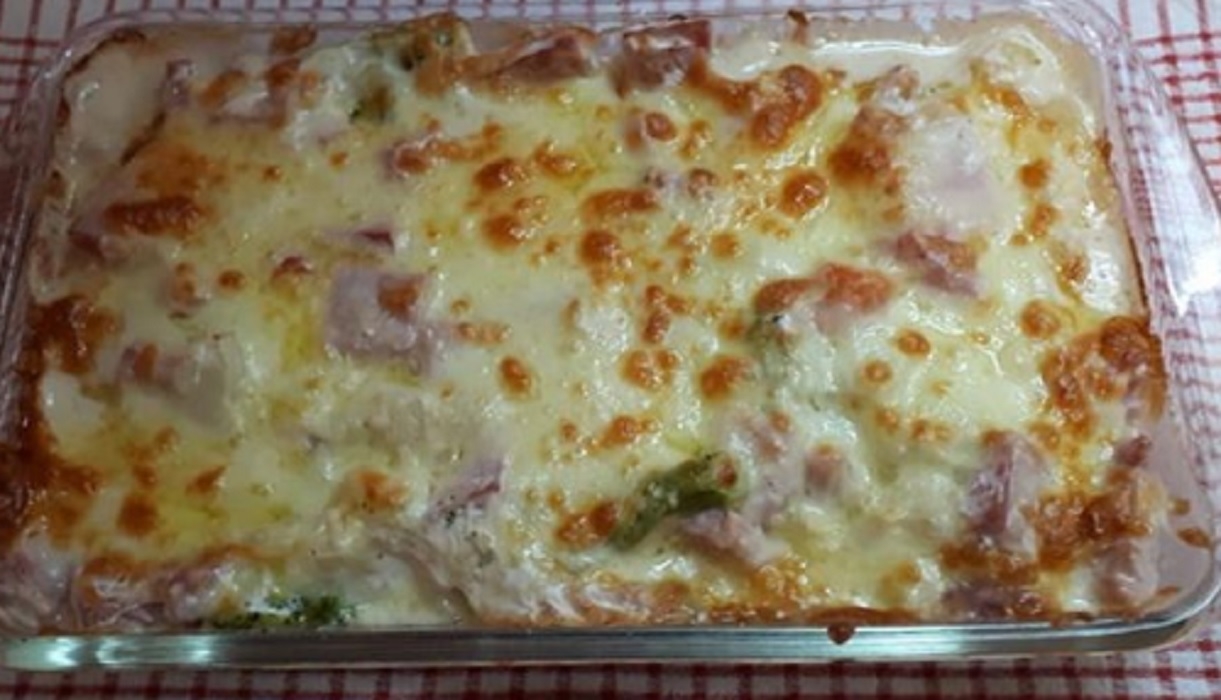 Recette : Gratin de chou-fleur, brocoli et jambon.