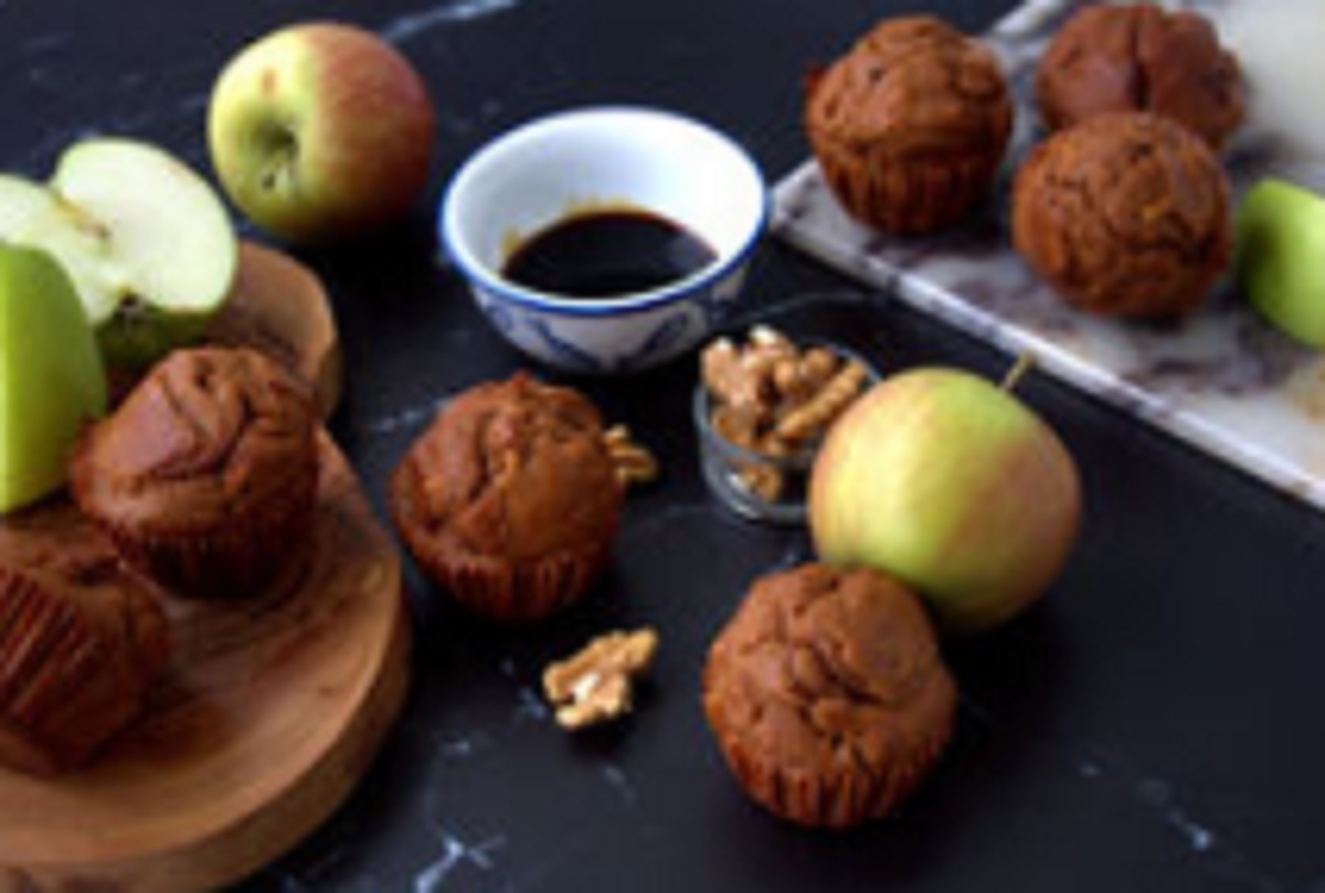 Recette : Muffins � la m�lasse et compotte de pommes.