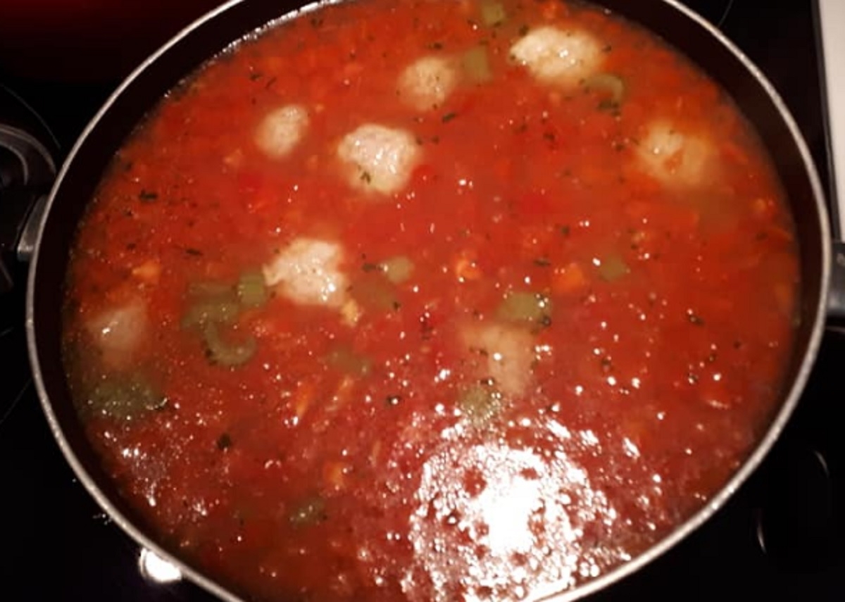 Recette: Soupe coquilles, tomates et lgumes.